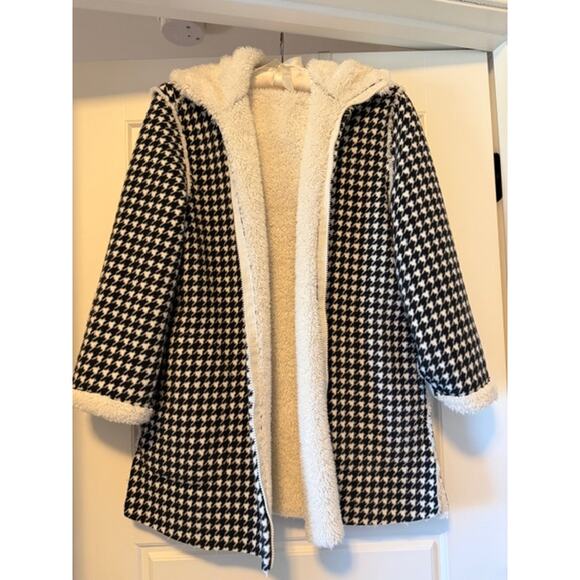 Cute & Cuddly Soft Houndstooth Hooded Fleece Jacket, Women's Size PM - Picture 3 of 7